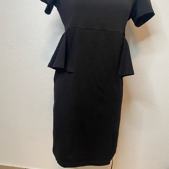 ASOS Maternity Black Peplum Short Sleeve Dress Size US 10 NWT - Picture 4 of 7